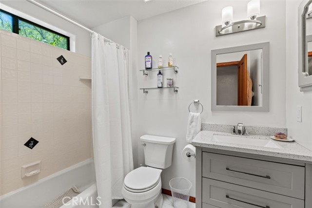 Detail Gallery Image 24 of 35 For 403 Crestview Dr, Ukiah,  CA 95482 - 2 Beds | 2 Baths