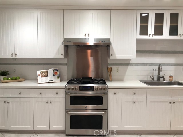 380 South Orange Grove Bl, 8 photo 10