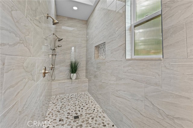 Detail Gallery Image 24 of 53 For 29710 Buggywhip Ct, Canyon Lake,  CA 92587 - 4 Beds | 3/1 Baths