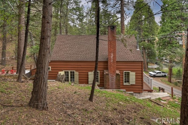 Detail Gallery Image 11 of 39 For 770 Cottage Grove, Lake Arrowhead,  CA 92352 - 3 Beds | 2 Baths