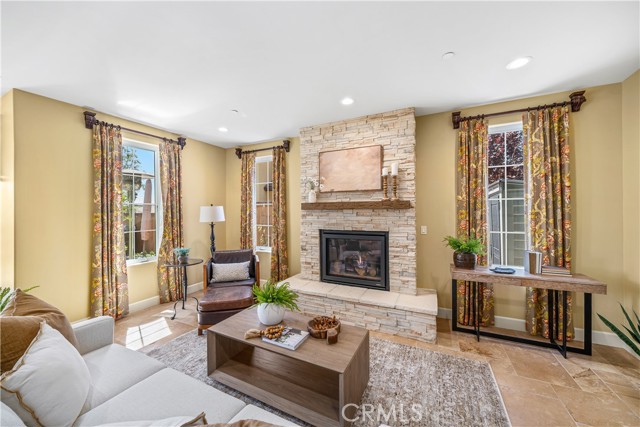 Detail Gallery Image 9 of 51 For 3066 Calle Malva, San Luis Obispo,  CA 93401 - 3 Beds | 3/1 Baths