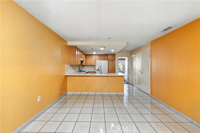 11394 Aqua Court, Fontana CA: https://media.crmls.org/medias/6d1bb88a-7b8a-466a-b59b-62b33cf7bbb5.jpg
