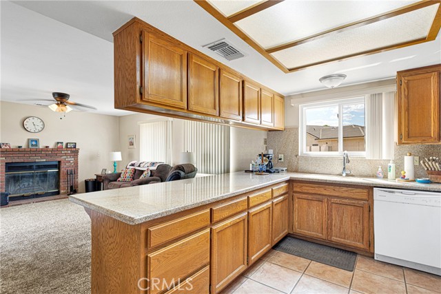 Detail Gallery Image 14 of 30 For 14767 Grafton Ln, Helendale,  CA 92342 - 3 Beds | 2 Baths