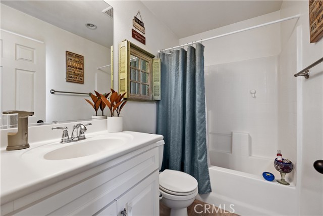 Detail Gallery Image 14 of 32 For 4424 Owens St #105,  Corona,  CA 92883 - 2 Beds | 2/1 Baths