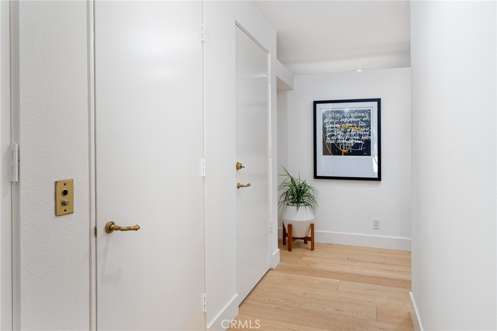 MLS #OC25224944 image #21