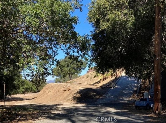 6835 Grenoble, Tujunga CA: https://media.crmls.org/medias/6d1e25b3-cca6-41ea-855d-82318ce36402.jpg