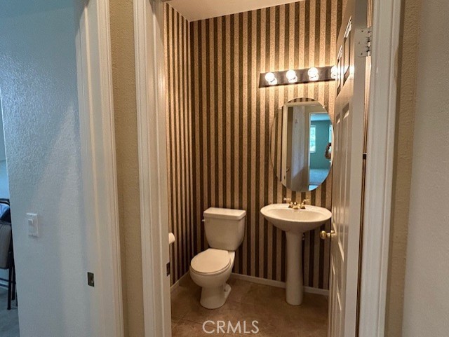 https://media.crmls.org/medias/6d1e68e9-5a5a-4f60-bebd-dcbd1d50ccf5.jpg?preset=X-Large