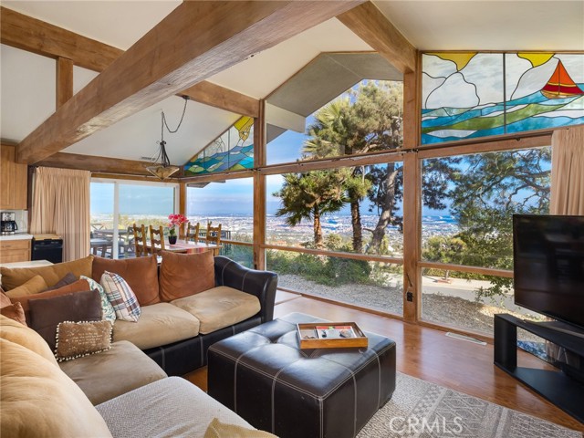 29897 Knoll View Drive, Rancho Palos Verdes, California 90275, 3 Bedrooms Bedrooms, ,2 BathroomsBathrooms,Residential,For Sale,Knoll View,PV25033357