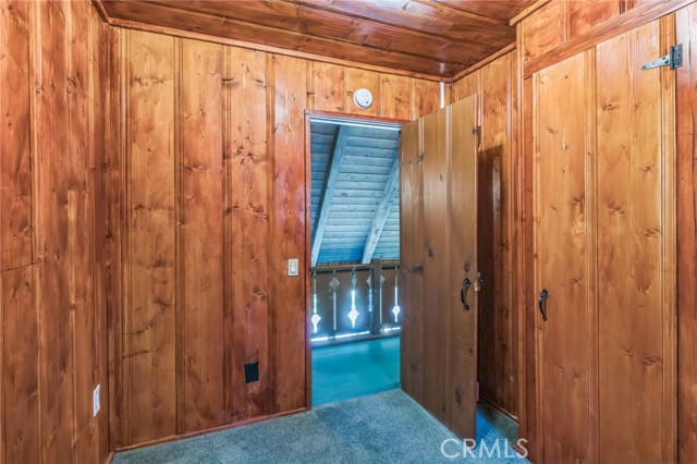 129 B Lane, Lake Arrowhead CA: https://media.crmls.org/medias/6d20d0fa-9f63-42cb-b560-957d6f780abd.jpg