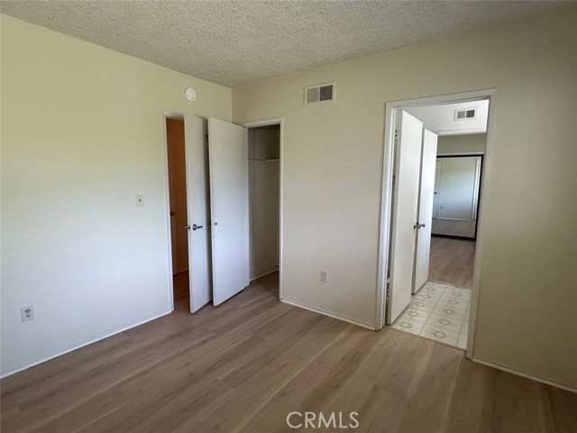 15382 Victory Boulevard, Van Nuys CA: https://media.crmls.org/medias/6d20dc6a-441e-4659-b00f-0e2fdfb24c49.jpg