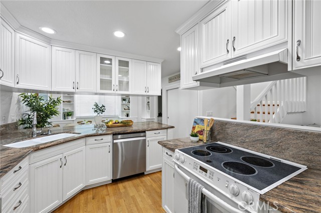 Detail Gallery Image 21 of 52 For 438 Cypress Dr #3,  Laguna Beach,  CA 92651 - 2 Beds | 2/1 Baths