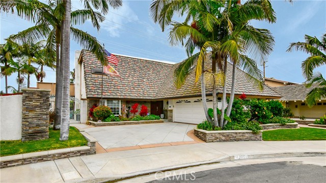 Detail Gallery Image 25 of 56 For 9511 Port Clyde Dr, Huntington Beach,  CA 92646 - 4 Beds | 2/1 Baths