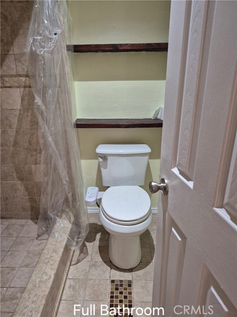 Detail Gallery Image 9 of 14 For 7320 E10 Lennox Ave, Van Nuys,  CA 91405 - 2 Beds | 1/1 Baths