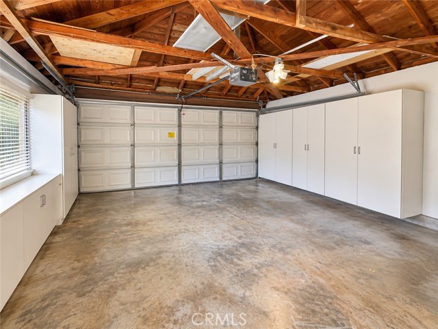 1104 North Screenland Drive photo 35