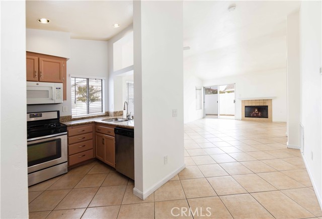 44630 Arbor Lane, Temecula CA: https://media.crmls.org/medias/6d232800-342a-46a7-b73b-b2bcb26953ae.jpg