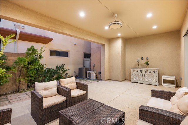 Detail Gallery Image 53 of 70 For 126 Interval, Irvine,  CA 92618 - 5 Beds | 4 Baths