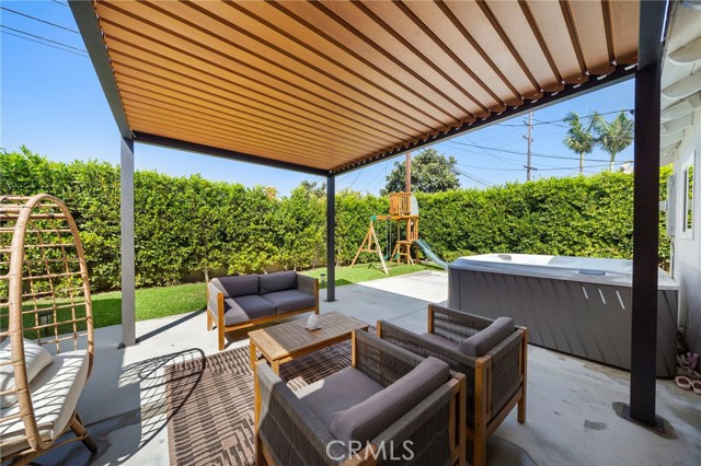 Detail Gallery Image 31 of 49 For 4951 Maui Cir, Huntington Beach,  CA 92649 - 4 Beds | 2 Baths