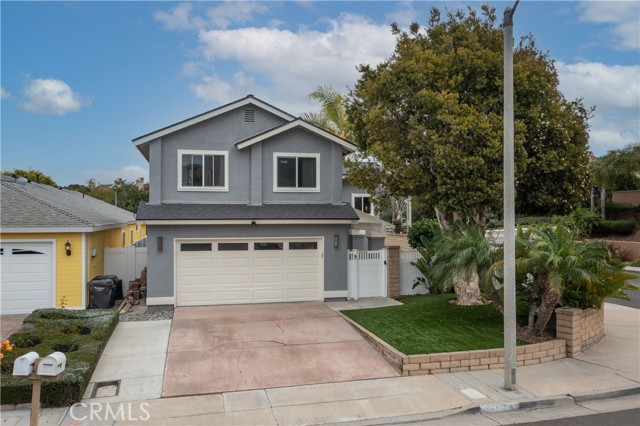 1302 Lakeside Ln, Huntington Beach, CA 92648