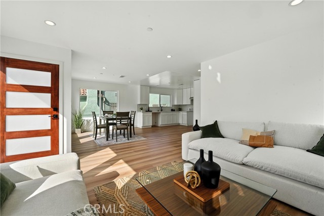 Detail Gallery Image 8 of 69 For 3031 Vineyard Ave, Los Angeles,  CA 90016 - – Beds | – Baths