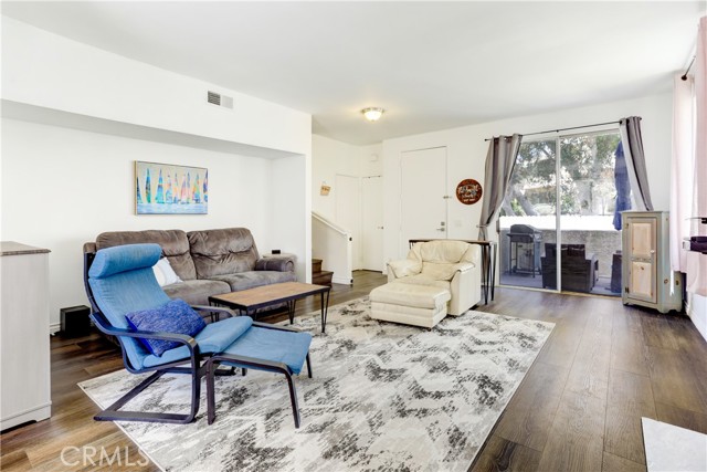 13901 Olive View Lane, 6 photo 6