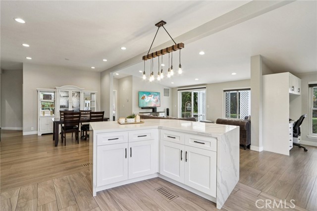 Detail Gallery Image 13 of 75 For 18320 Ingomar St, Reseda,  CA 91335 - – Beds | – Baths