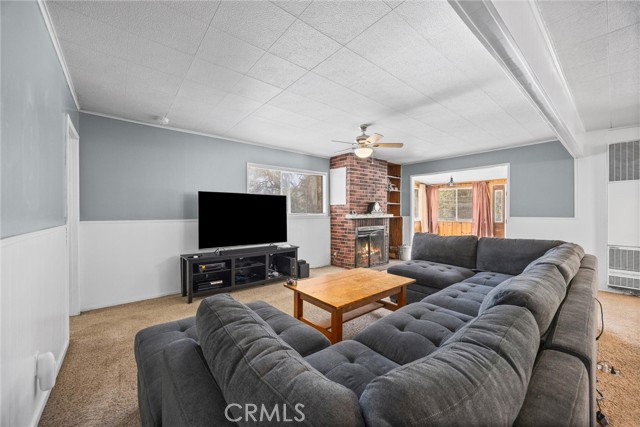 4111 Grant Trail, Frazier Park CA: https://media.crmls.org/medias/6d256341-a458-405c-ad2b-d62364f911df.jpg
