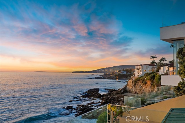 Detail Gallery Image 2 of 75 For 2665 Victoria Dr, Laguna Beach,  CA 92651 - 5 Beds | 4/2 Baths