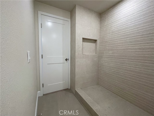 Detail Gallery Image 11 of 67 For 6492 Fairlynn Blvd, Yorba Linda,  CA 92886 - 5 Beds | 4 Baths