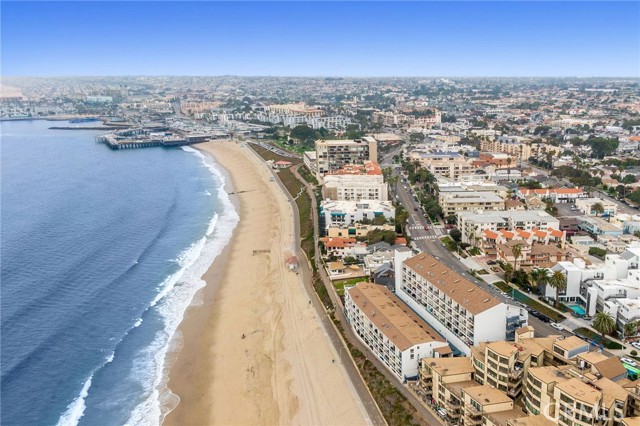 615 Esplanade, Redondo Beach, California 90277, 1 Bedroom Bedrooms, ,1 BathroomBathrooms,Residential,Sold,Esplanade,SB22067098