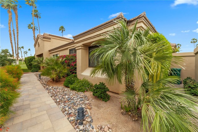 Detail Gallery Image 13 of 32 For 38727 Lobelia Cir, Palm Desert,  CA 92211 - 3 Beds | 3 Baths