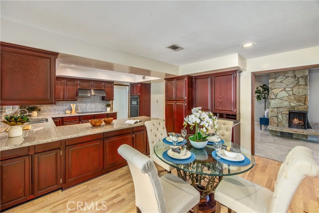 11661 Anderson, Loma Linda CA: https://media.crmls.org/medias/6d279da2-42e5-433c-9404-41fac799e40f.jpg