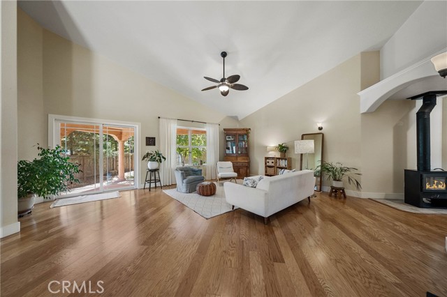 Detail Gallery Image 9 of 51 For 21425 Valley Oak Dr, Middletown,  CA 95461 - 3 Beds | 2/1 Baths