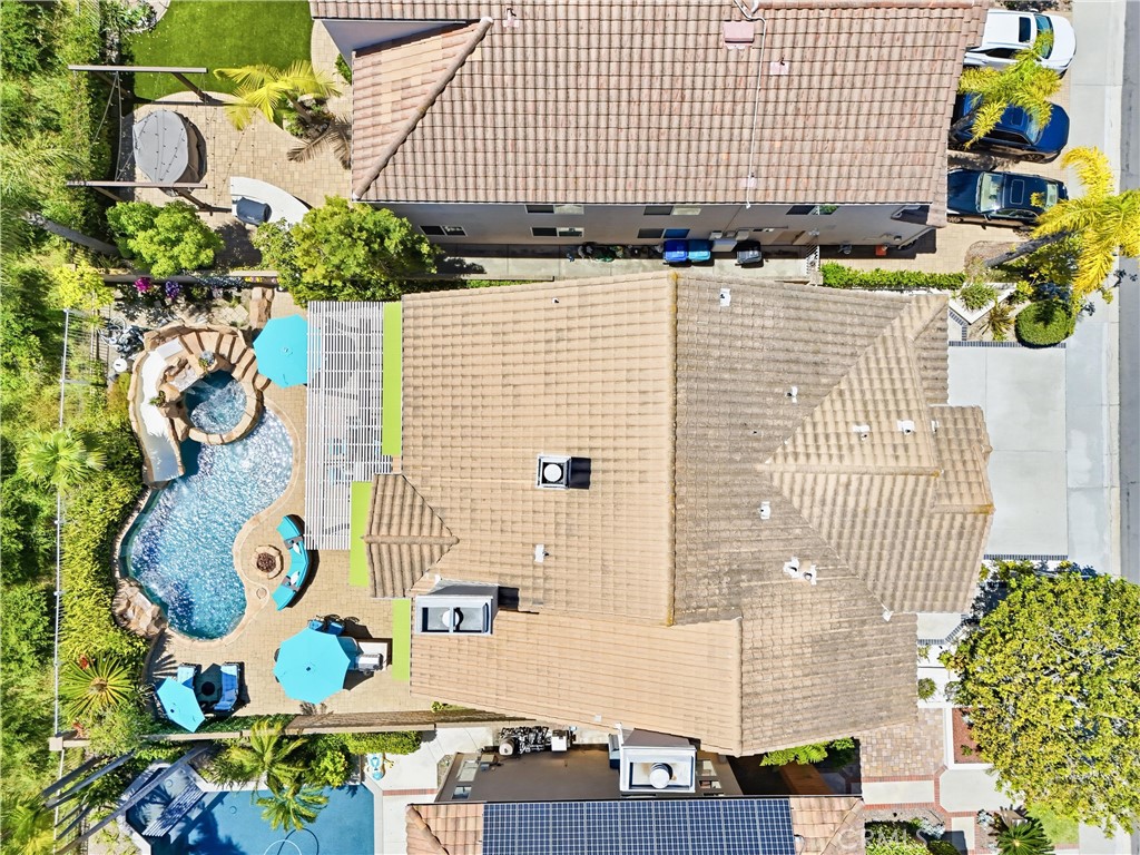 https://media.crmls.org/medias/6d29426f-2c48-439e-8b07-a25a24b0fa9a.jpg?preset=X-Large