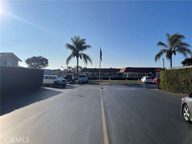 Detail Gallery Image 3 of 28 For 211 S Beach Blvd #72,  Anaheim,  CA 92804 - 3 Beds | 2 Baths