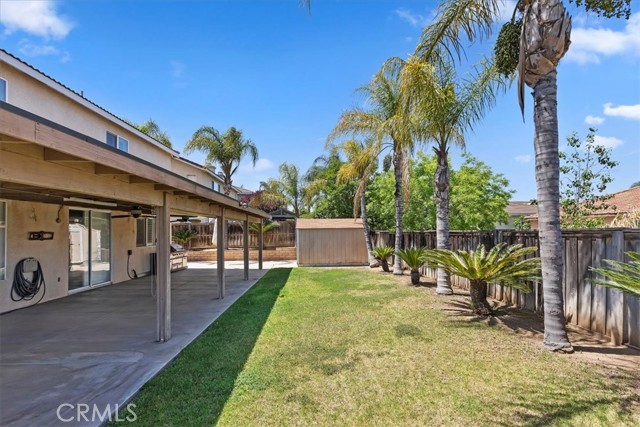 8433 Lindenhurst Street, Riverside CA: https://media.crmls.org/medias/6d2a0ef8-042d-4114-9cf3-432b2ae8328b.jpg
