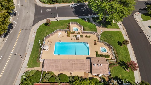 Detail Gallery Image 24 of 25 For 25878 Estaban Dr, Valencia,  CA 91355 - 2 Beds | 2 Baths