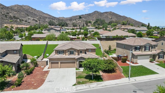 Detail Gallery Image 5 of 54 For 12221 Dewar Dr, Riverside,  CA 92505 - 4 Beds | 3 Baths