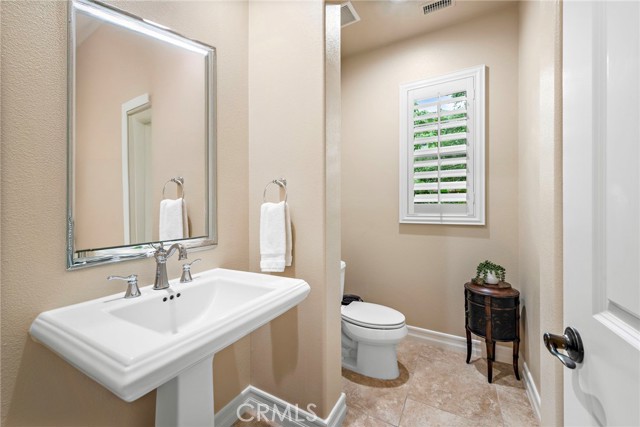 21 Corte Lomas Verdes, San Clemente CA: https://media.crmls.org/medias/6d2bf067-0d4c-4878-83b3-6e08f16bc9ae.jpg