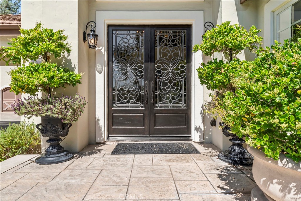 MLS #SW25087541 img 2