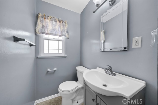 Detail Gallery Image 19 of 28 For 386 W 16th St, Upland,  CA 91784 - 4 Beds | 2 Baths