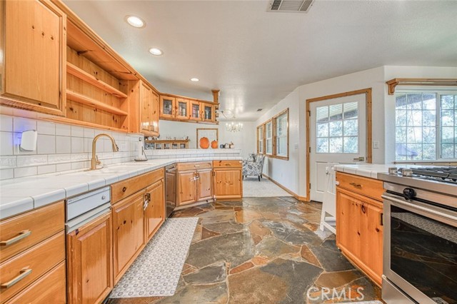 Detail Gallery Image 20 of 40 For 47587 Miami Highlands, Oakhurst,  CA 93644 - 3 Beds | 3 Baths