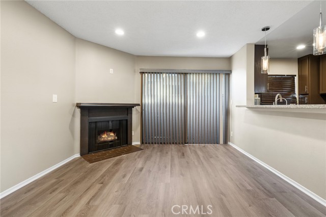 Detail Gallery Image 4 of 20 For 12563 Bradley Ave #13,  Sylmar,  CA 91342 - 1 Beds | 1 Baths