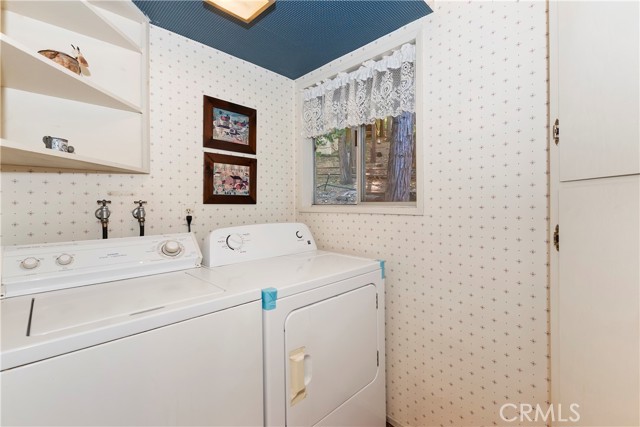 Detail Gallery Image 17 of 34 For 27348 Alpen Dr, Lake Arrowhead,  CA 92352 - 4 Beds | 2 Baths