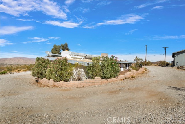 Detail Gallery Image 7 of 44 For 31515 Carnelian Rd, Lucerne Valley,  CA 92356 - 3 Beds | 2 Baths