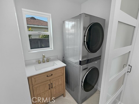https://media.crmls.org/medias/6d2e057d-a597-4af3-a4b3-667dffb3a744.jpg?preset=X-Large