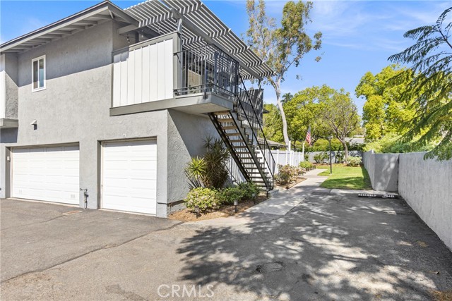 Detail Gallery Image 2 of 20 For 20461 Elm Hill, Yorba Linda,  CA 92886 - 3 Beds | 2 Baths