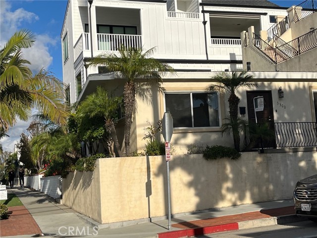 3300 Seaview Avenue, Corona del Mar CA: https://media.crmls.org/medias/6d2e42c5-a22a-4bab-a747-b3a1c04a09a4.jpg
