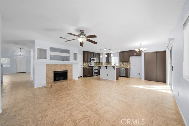 Detail Gallery Image 6 of 32 For 23405 Cheyenne Canyon Dr, Menifee,  CA 92587 - 4 Beds | 3 Baths