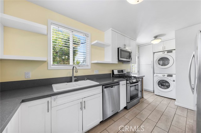Detail Gallery Image 12 of 21 For 530 W Montana St, Pasadena,  CA 91103 - 3 Beds | 2 Baths