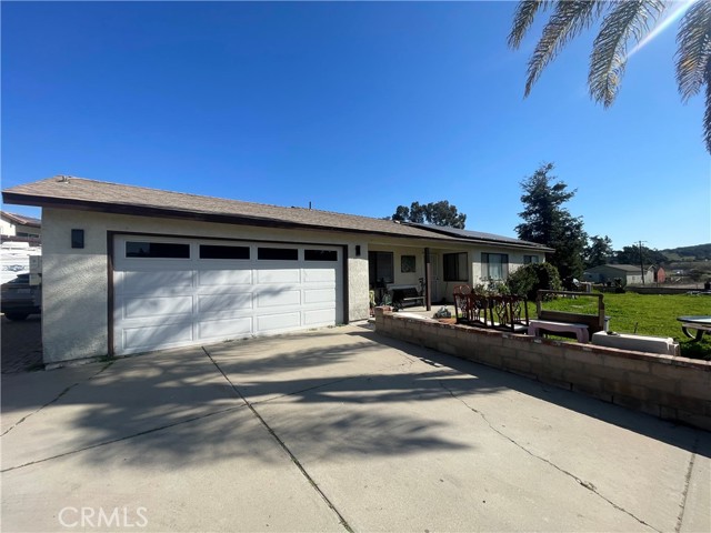 1418 Solomon Road, Santa Maria CA: https://media.crmls.org/medias/6d2f43f9-26d4-4dd8-83bd-86505a269542.jpg